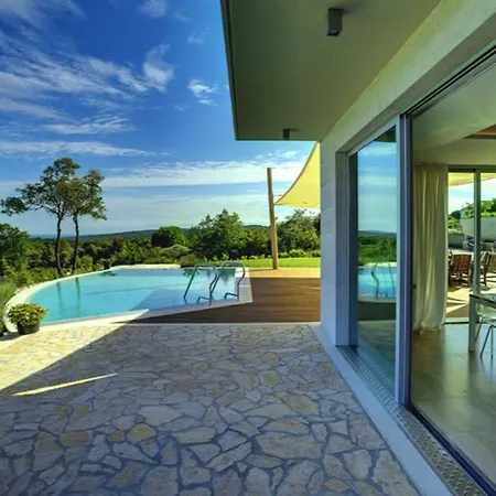 Mit Privatem Infinity-pool, Klima, Wlan Und Atemberaubenden Ausblick * Peruški
