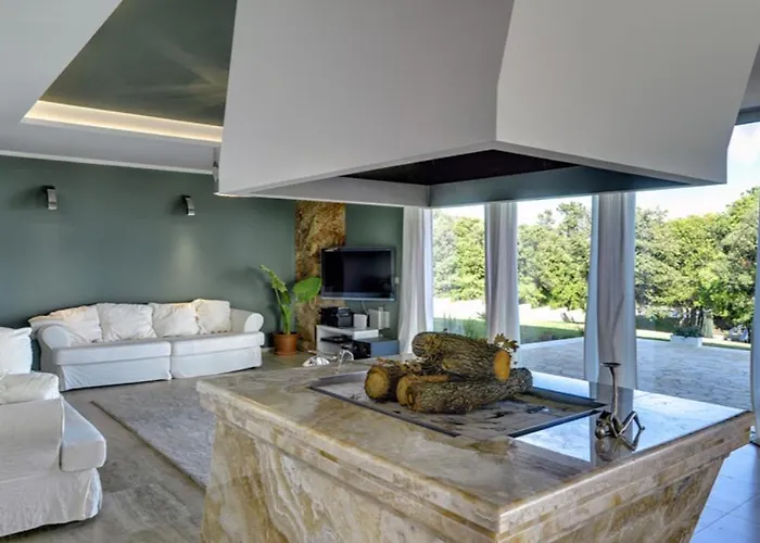 Mit Privatem Infinity-pool, Klima, Wlan Und Atemberaubenden Ausblick *