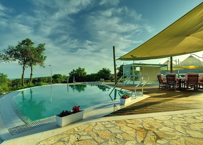 Feriehus Mit Privatem Infinity-pool, Klima, Wlan Und Atemberaubenden Ausblick *