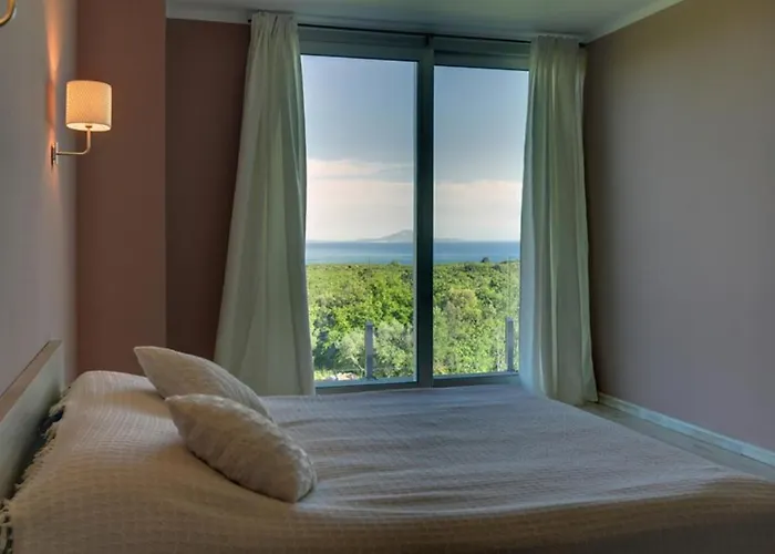 Mit Privatem Infinity-pool, Klima, Wlan Und Atemberaubenden Ausblick *